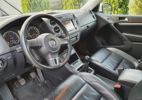 Volkswagen Tiguan cena 56500 przebieg: 200000, rok produkcji 2012 z Maków Podhalański małe 137